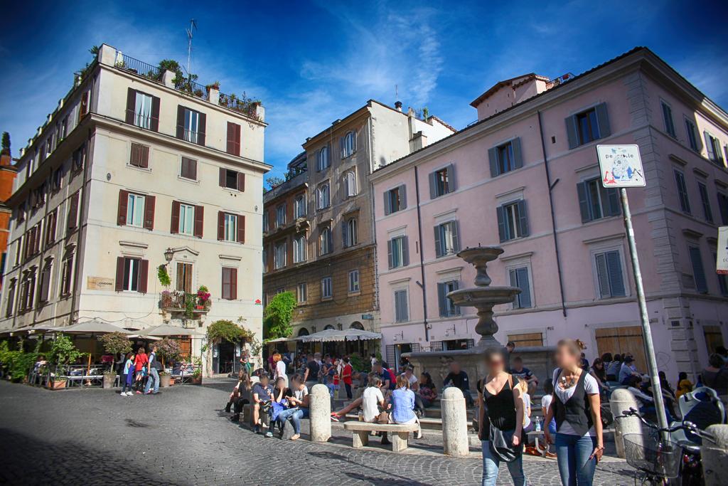 Hotel Domus Real Cardello Roma Esterno foto